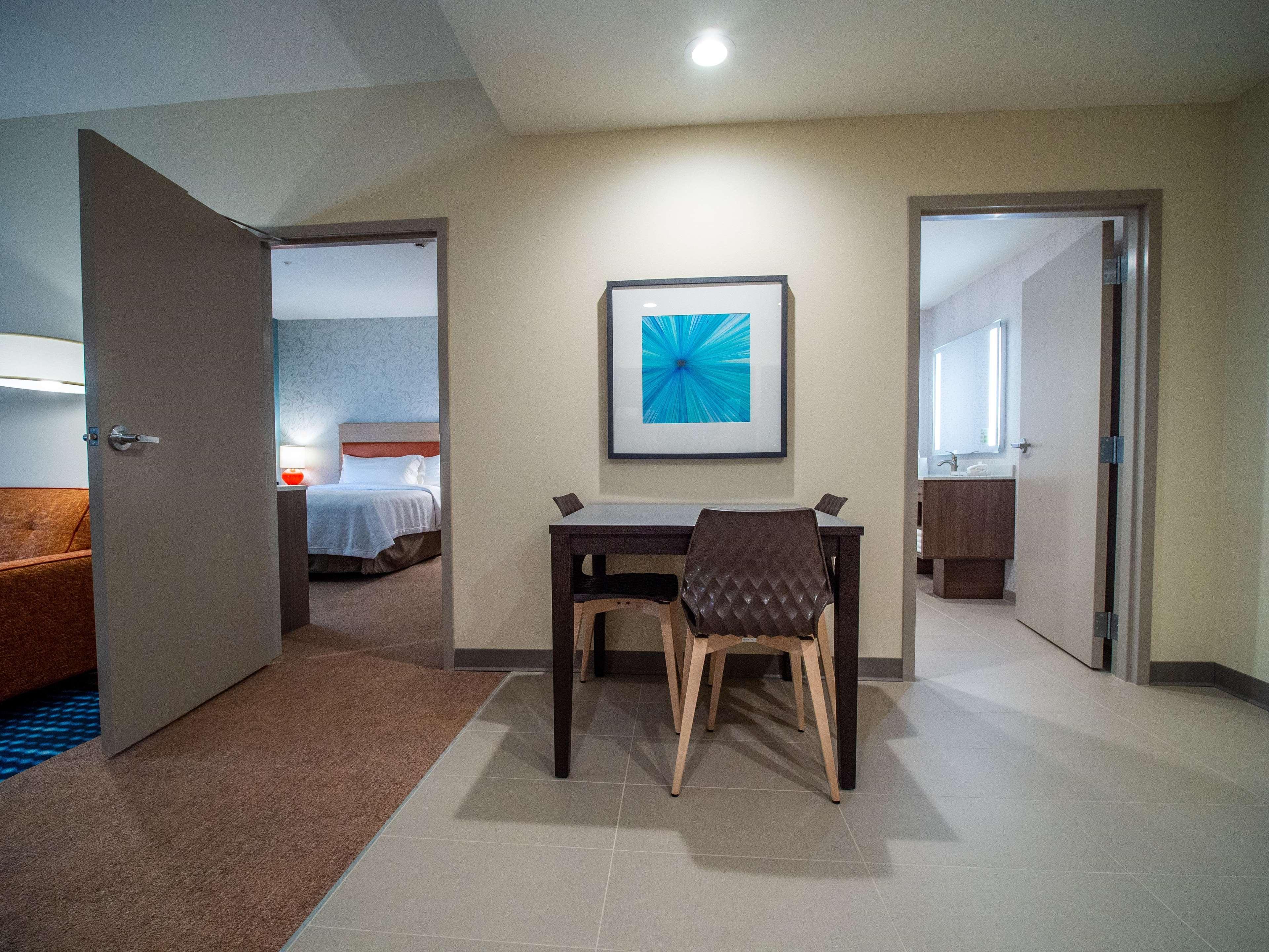Hotel Home2 By Hilton Nw Expressway
